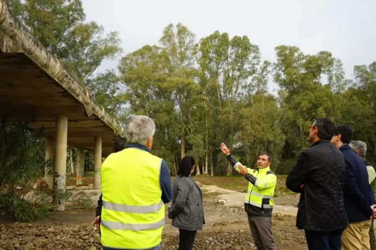 La Junta de Andalucía inicia la reparación del puente de los tubos en el río Pereilas con una inversión de 600.000 euros