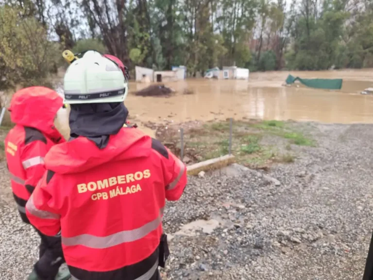 Resumen de  lluvias en Málaga: 95 intervenciones de los bomberos y rescate de más de 50 personas en situación de emergencia